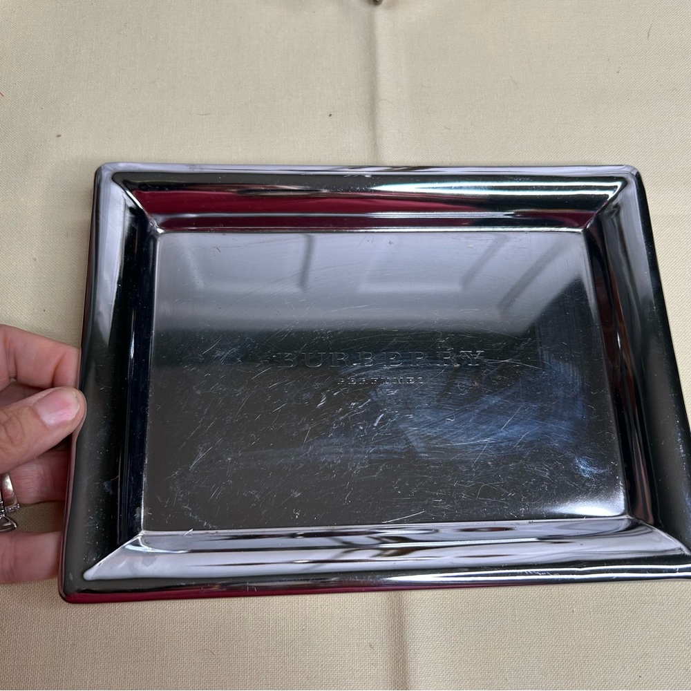 Burberry vanity tray